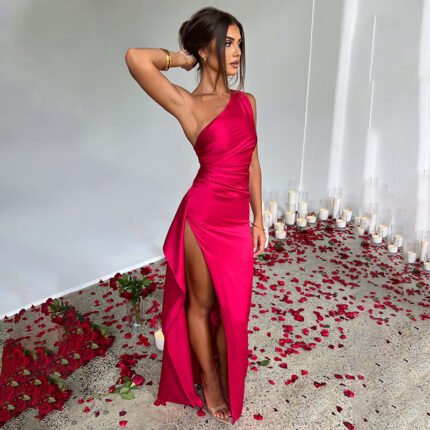 Selene One-Shoulder Satin Evening Gown - Red, M