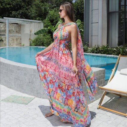 Boho-Chic Backless Maxi Dress