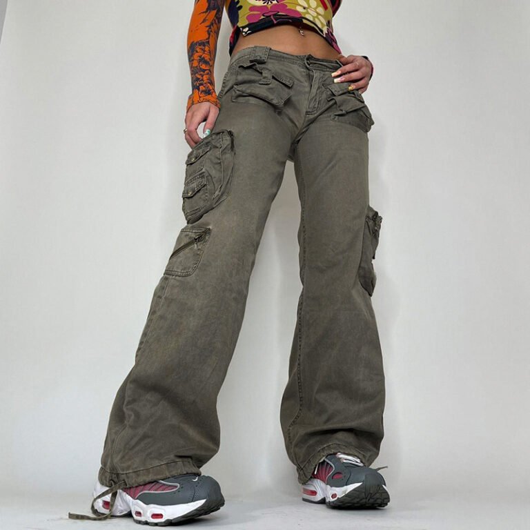 Streetwear cargo pants styled with sneakers and cropped top